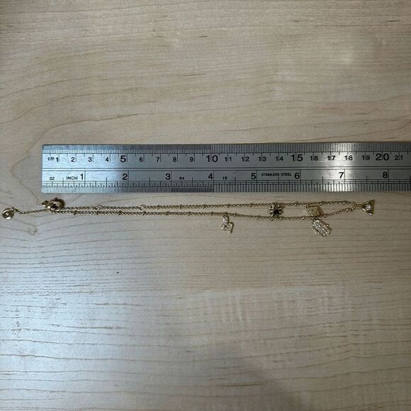 STELLA AND DOT X Rebecca Minkoff Hamsa‎ Charm Necklace - Picture 5 of 6